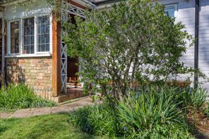 Photo 15- click for photo gallery